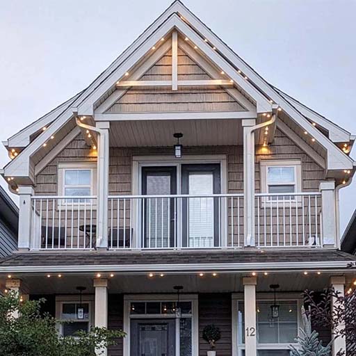 Oglo Happy Customer Home 5 - Permanent Soffit Lights